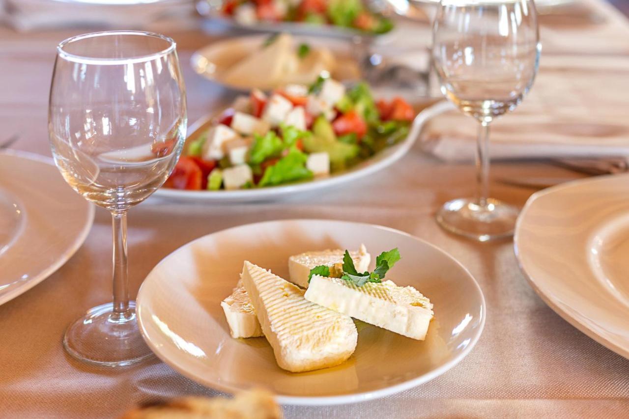 Hotel San Pietro Martin Fushe-Drac Εξωτερικό φωτογραφία